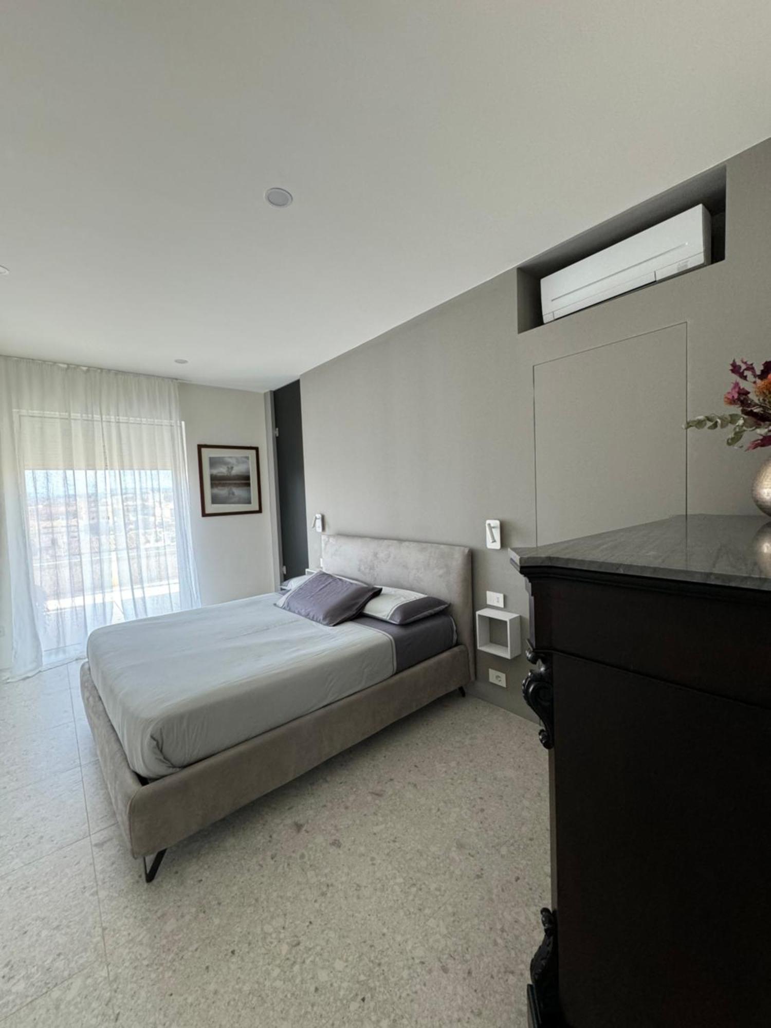 La Terrazza Sul Porto Bed & Breakfast Сиракуза Екстериор снимка