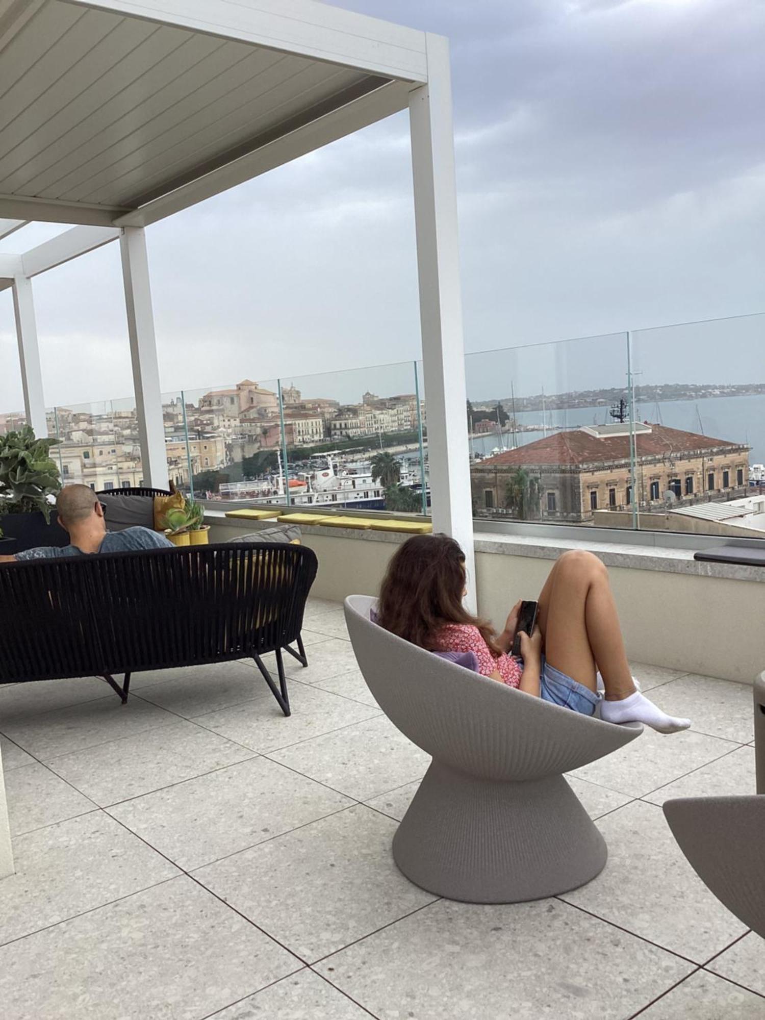 La Terrazza Sul Porto Bed & Breakfast Сиракуза Екстериор снимка